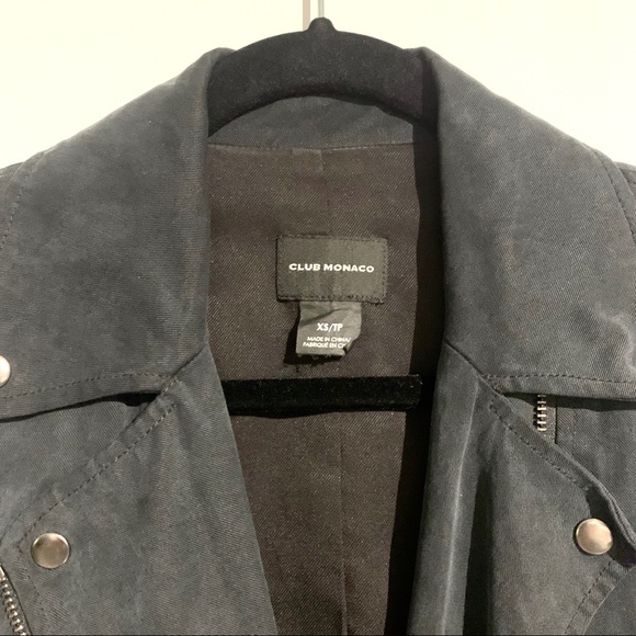 CLUB MONACO - Whitney Vest - Picture 3 of 9